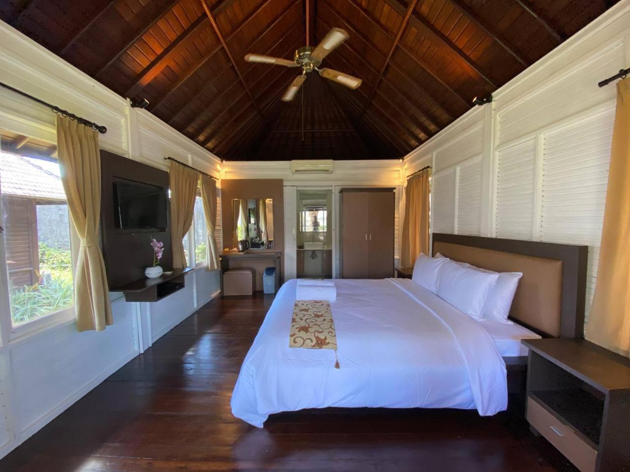 Balangan Surf Resort Jimbaran  Luaran gambar